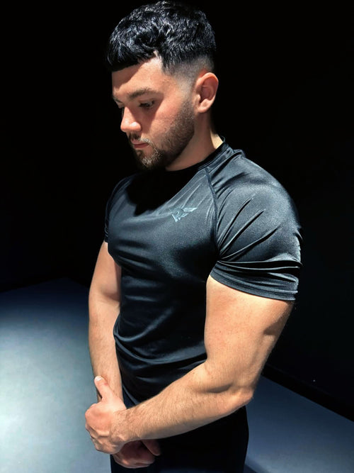 BLACKOUT COMPRESSION TEE